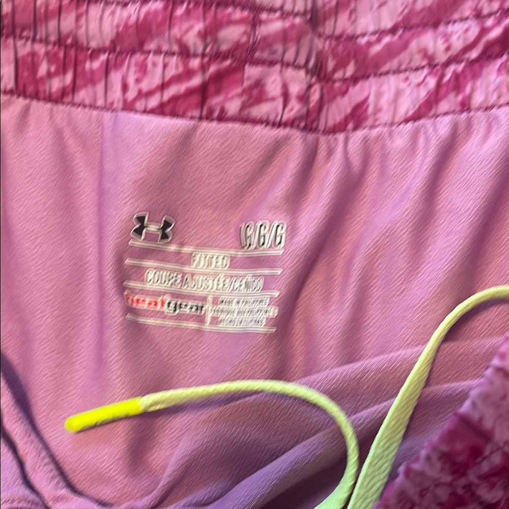 Under Armour Red Athletic Shorts Lightweight Moisture-Wicking - Picture 2 of 3